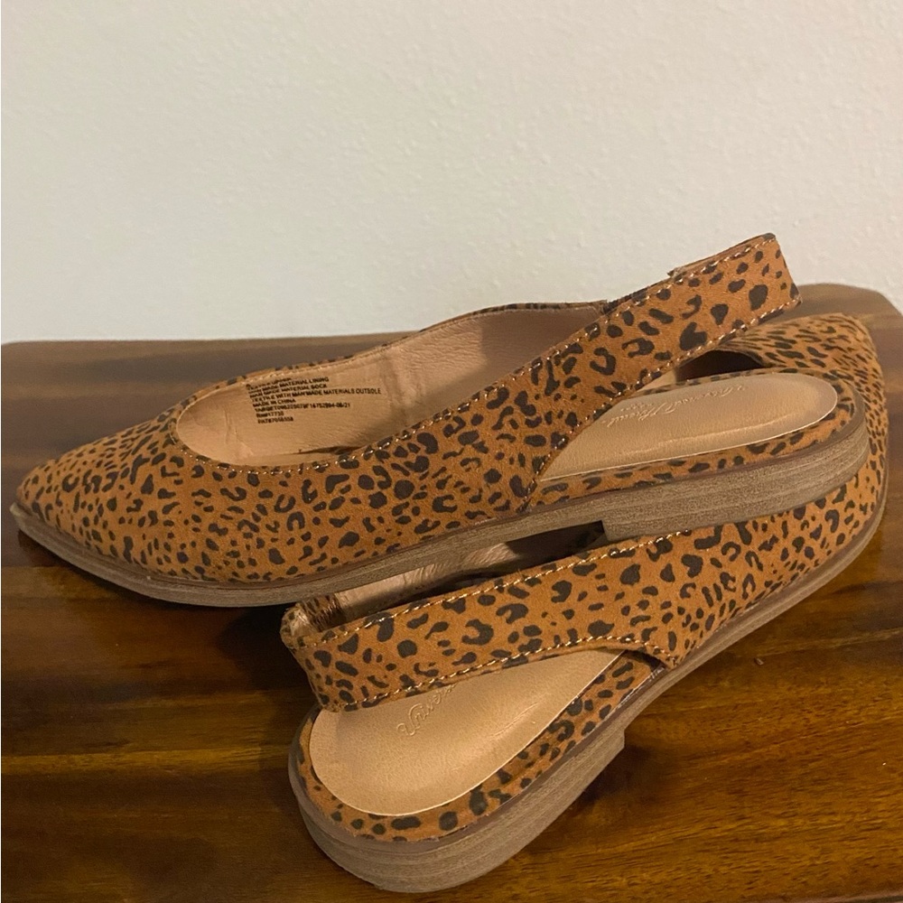 Pointed Slingback Flat Animal Print Shoes - Size 8